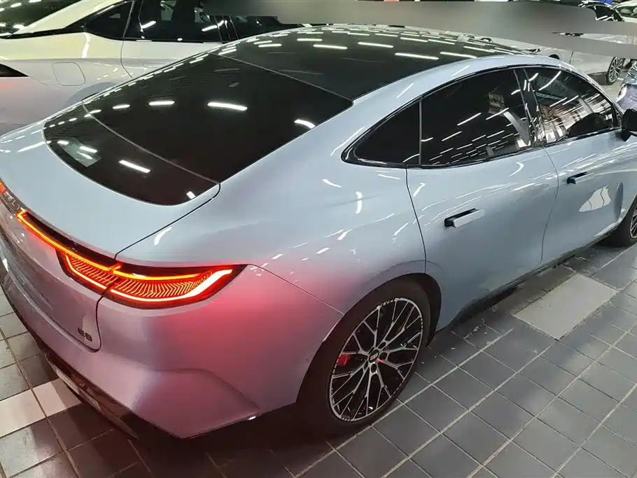 Geely Galaxy Galaxy E8 2025 620km AWD Starship LiDAR Smart Drive Edition фото 3