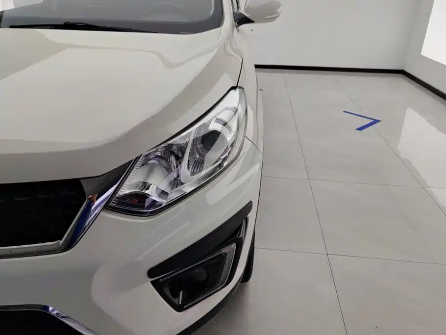 BAIC Senova X35 2018 2016 1.5L Manual Luxury Edition