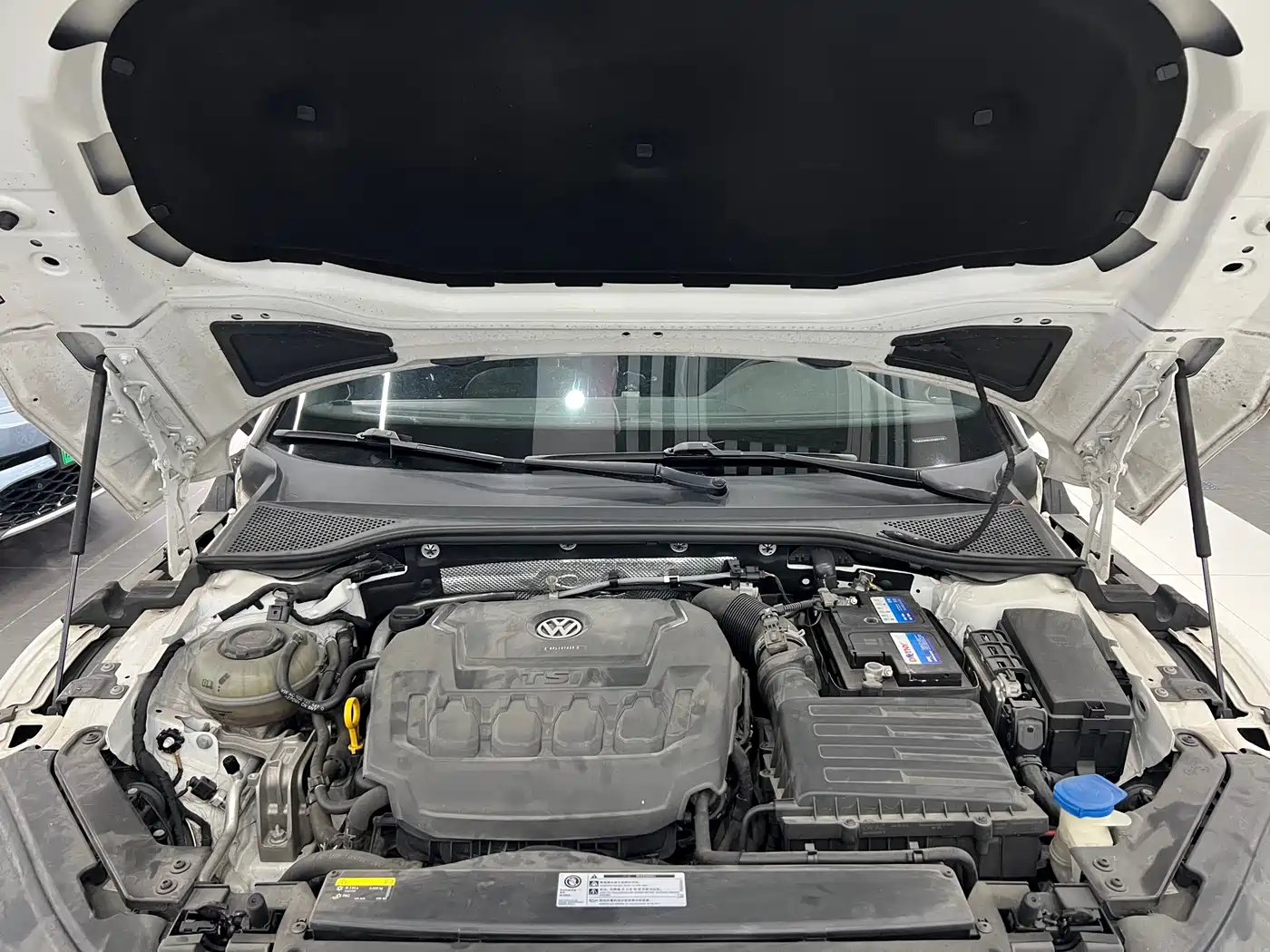 Volkswagen FAW-Volkswagen CC 2020 330TSI Elegance Version China VI фото 16
