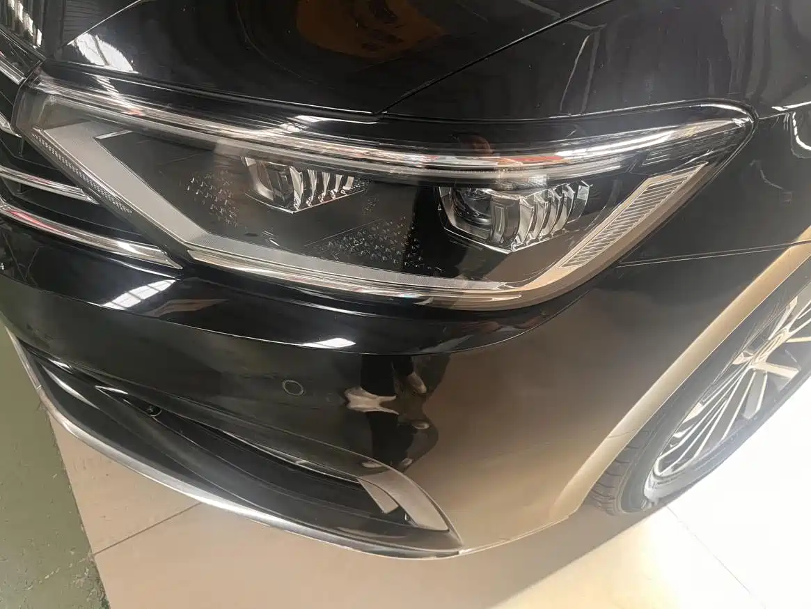 Volkswagen Magotan 2020 330TSI DSG Luxury фото 4