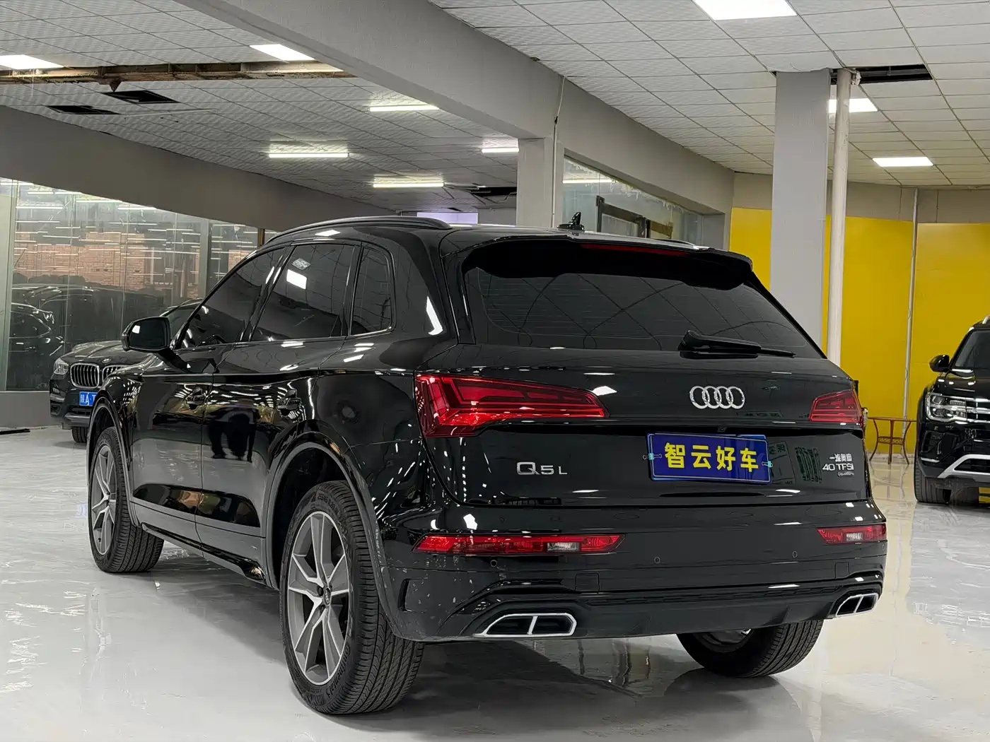 Audi Q5L 2024 Model 40 TFSI Luxury Dynamic фото 7