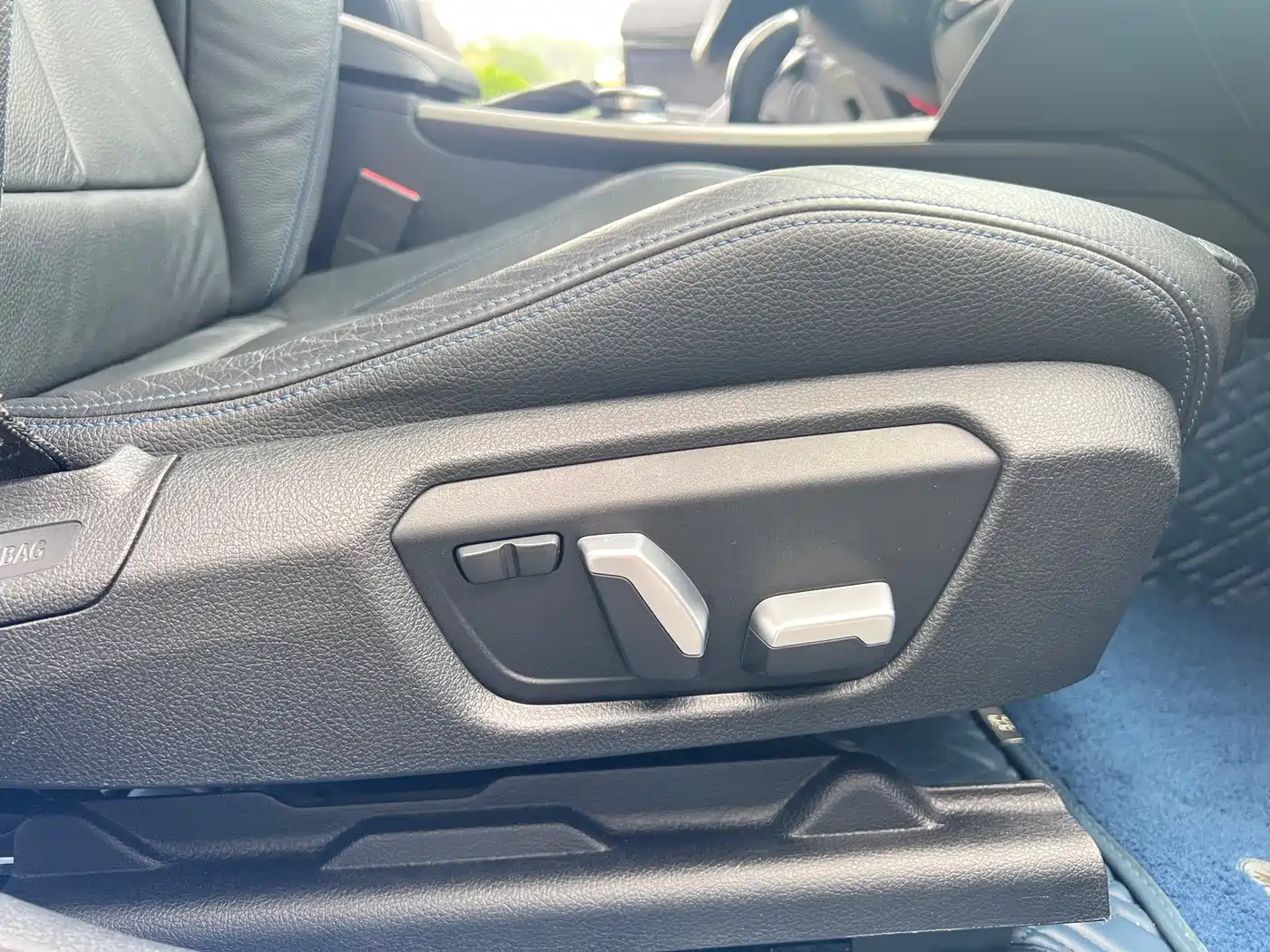 BMW 3 Series GT 2019 320i M Sport Model фото 18