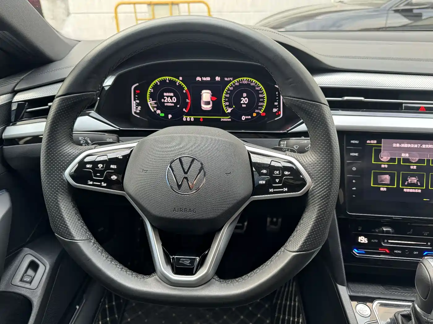Volkswagen FAW-Volkswagen CC 2021 380TSI Eye-catching Edition 30th Anniversary фото 18