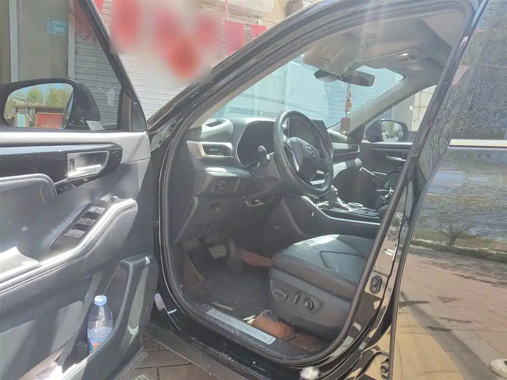 Toyota Highlander 2022 Model Dual Engine 2.5L 4WD Premium Edition 7-Seater фото 14