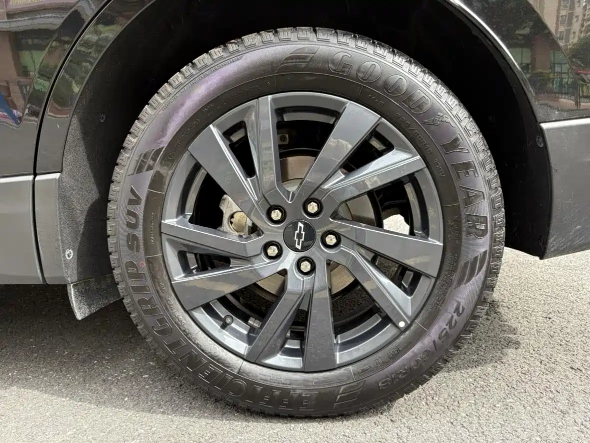 Chevrolet Equinox 2023 Mild Hybrid 2.0T RS Smart Frontier Edition фото 15