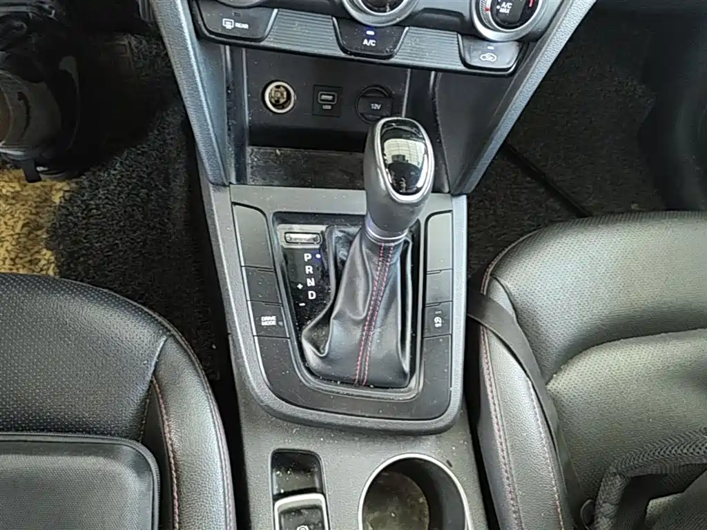 Hyundai Elantra 2019 1.4T Dual-clutch XuanDong·Vitality Type фото 14