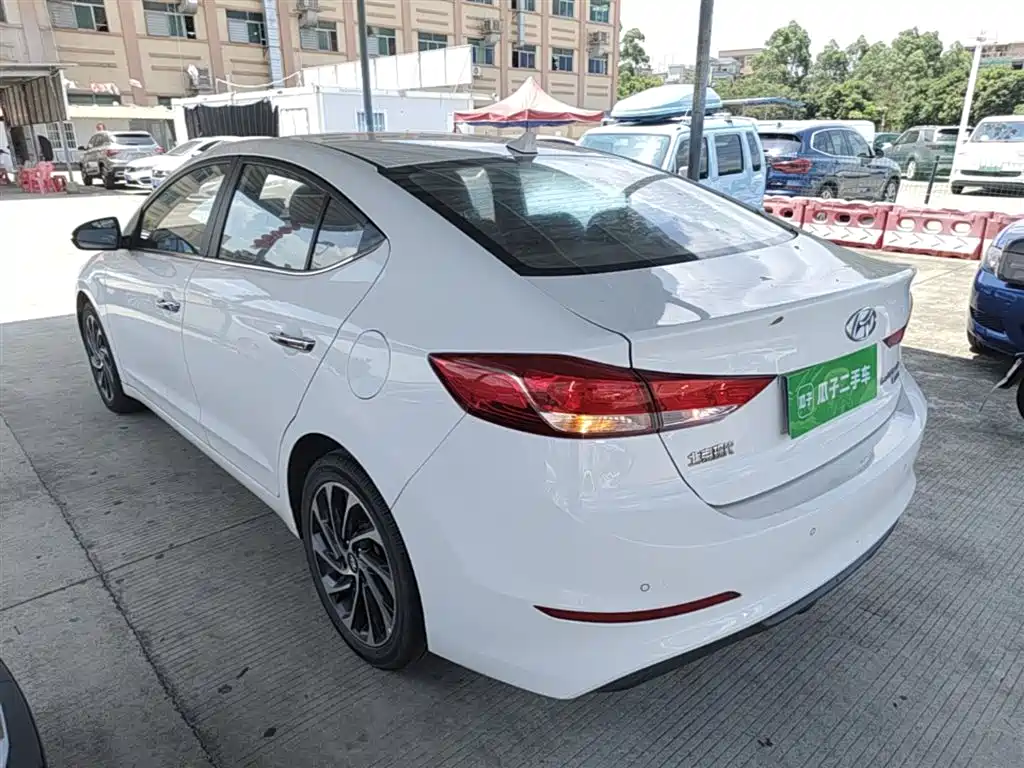 Hyundai Elantra 2019 1.4T Dual-clutch XuanDong·Vitality Type фото 5