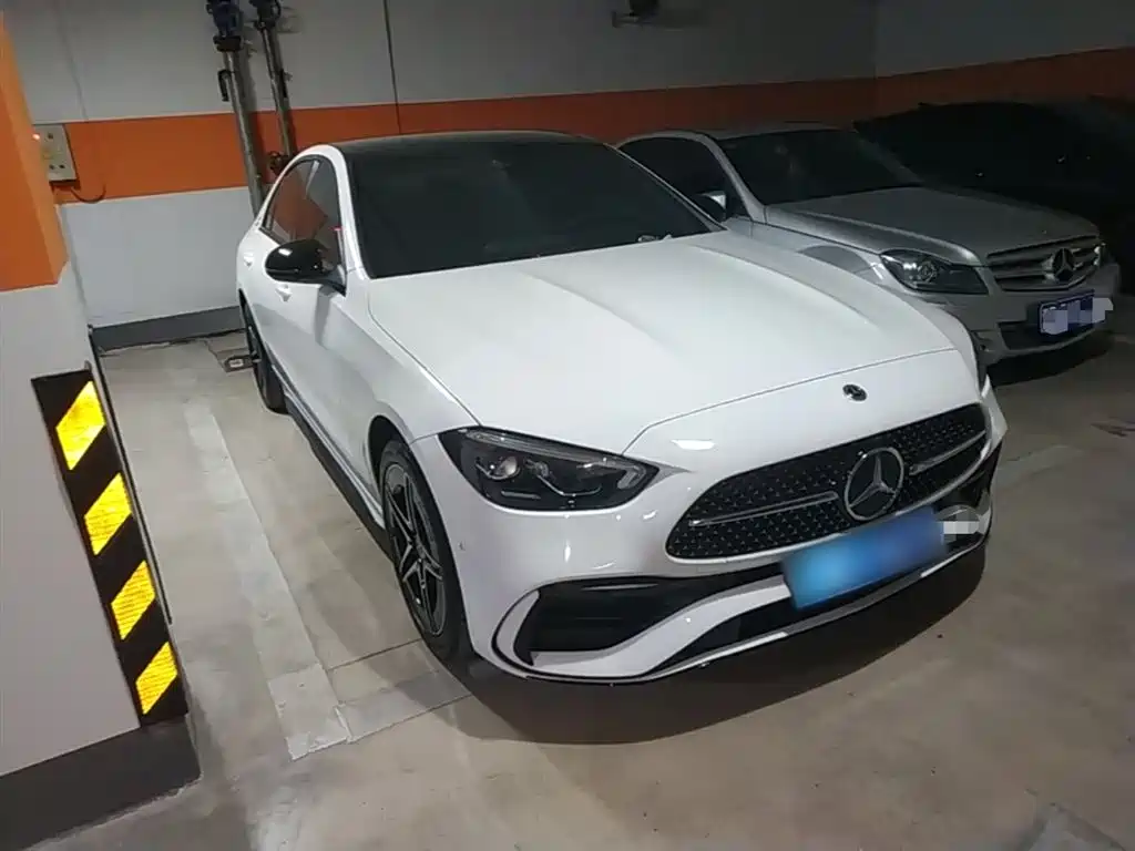 Mercedes-Benz C-Class 2024 C 260 L Night Edition Sport фото 22