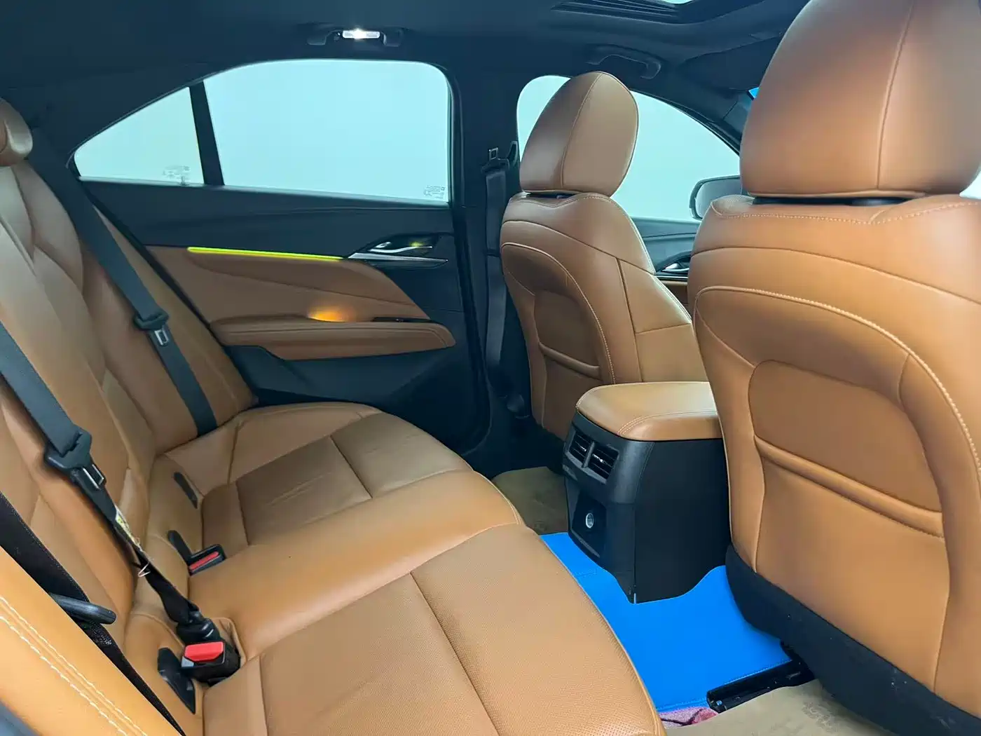 CADILLAC CT4