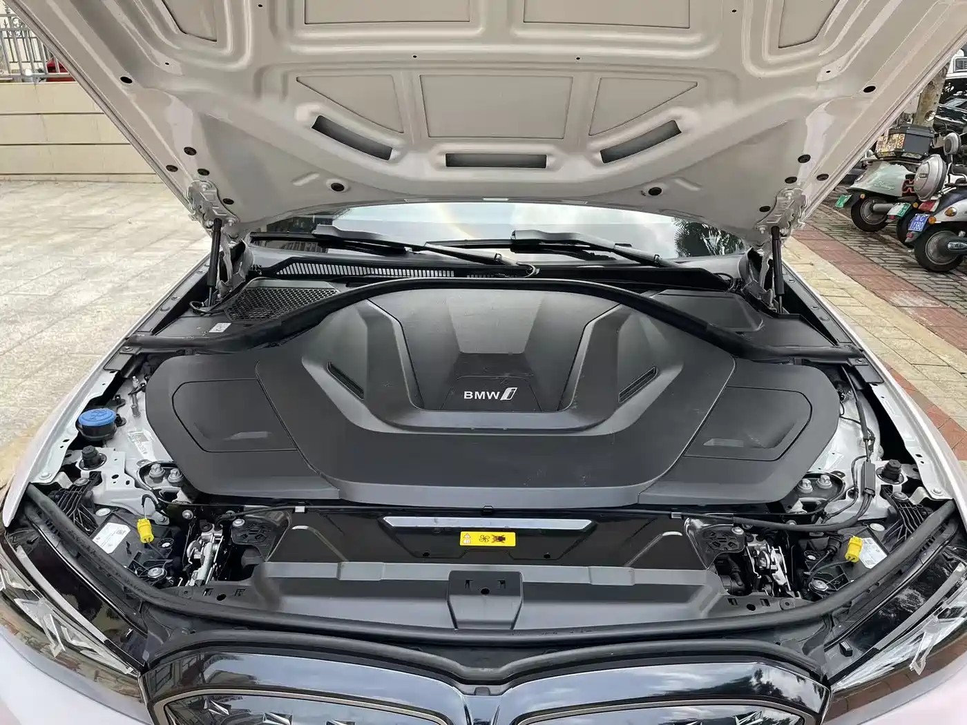 BMW i3 2022 eDrive 35 L фото 12