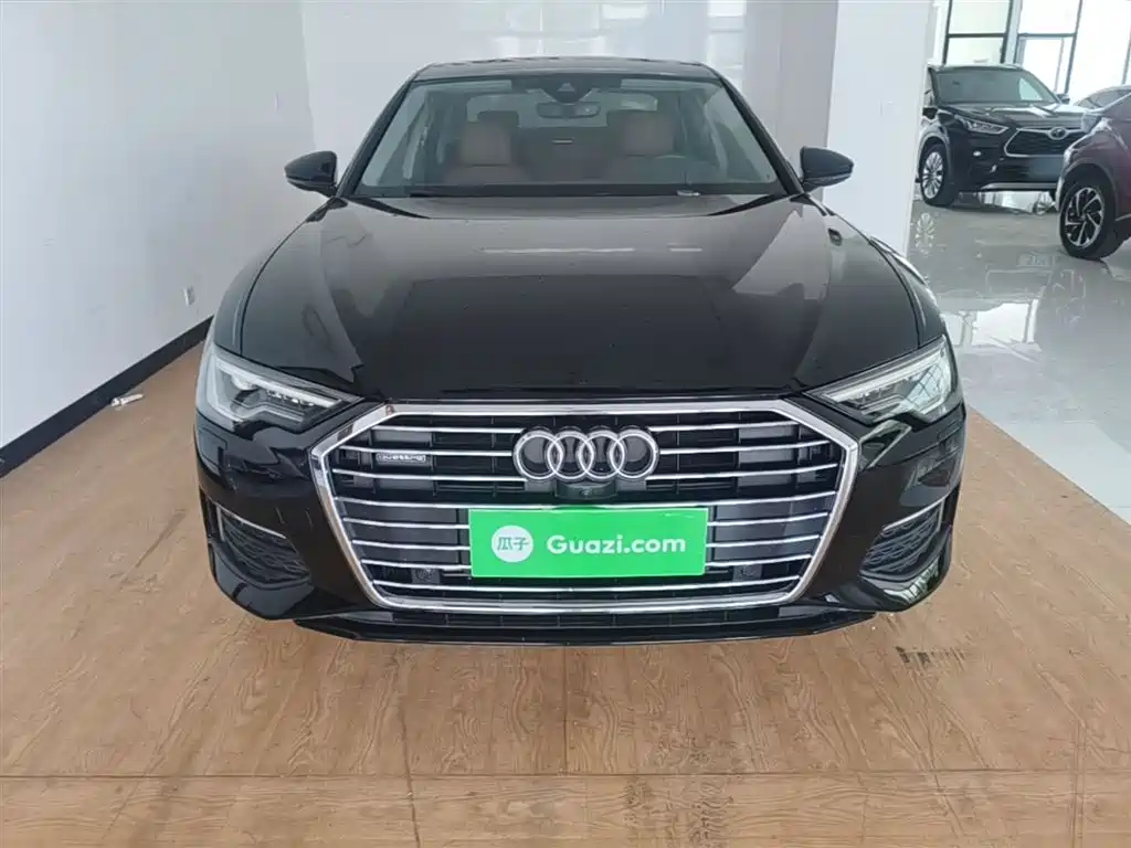 Audi A6L 2022 45 TFSI quattro Premium Elegance фото 3