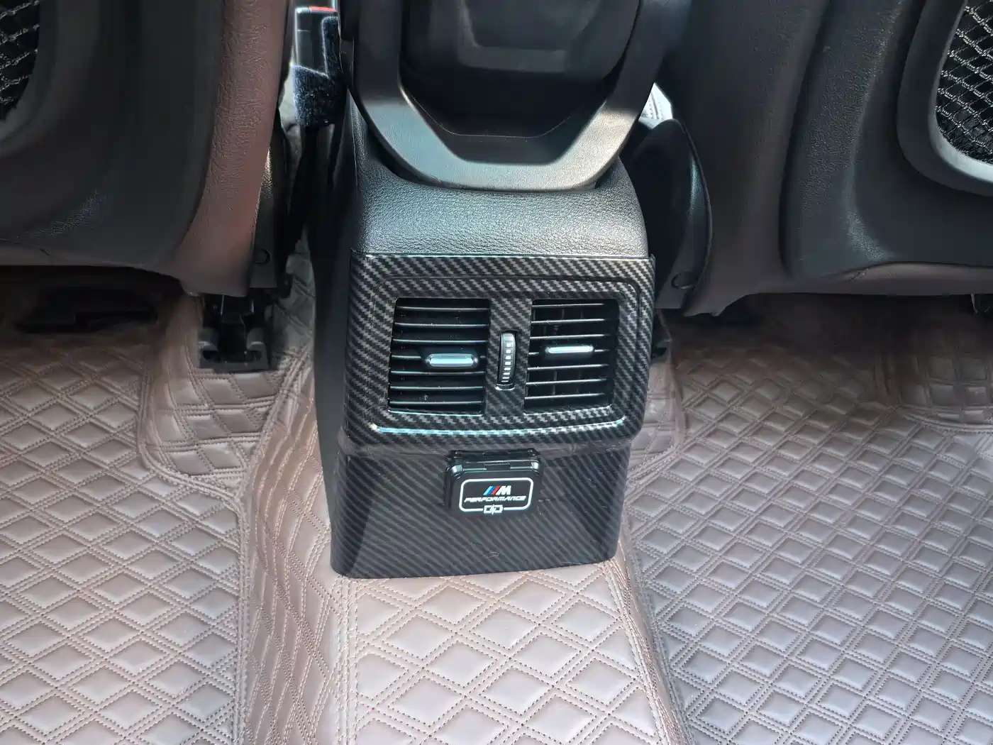 BMW X1 2022 Facelift xDrive25Li Premium Edition фото 11