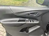 Фото 7 - Chevrolet Equinox