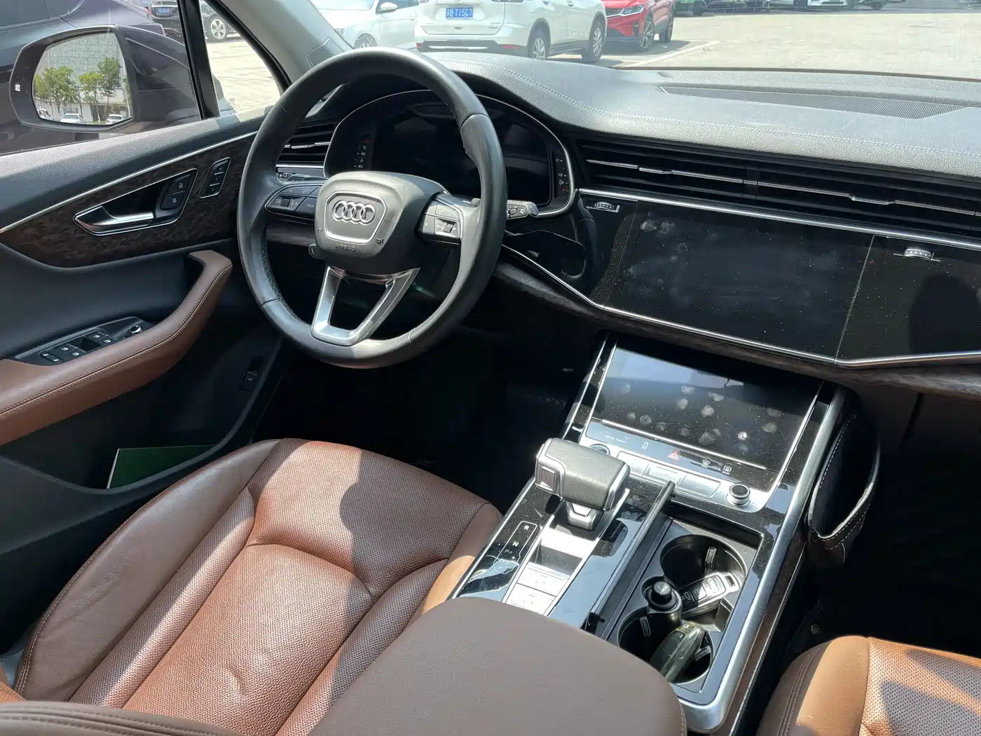 AUDI Q7