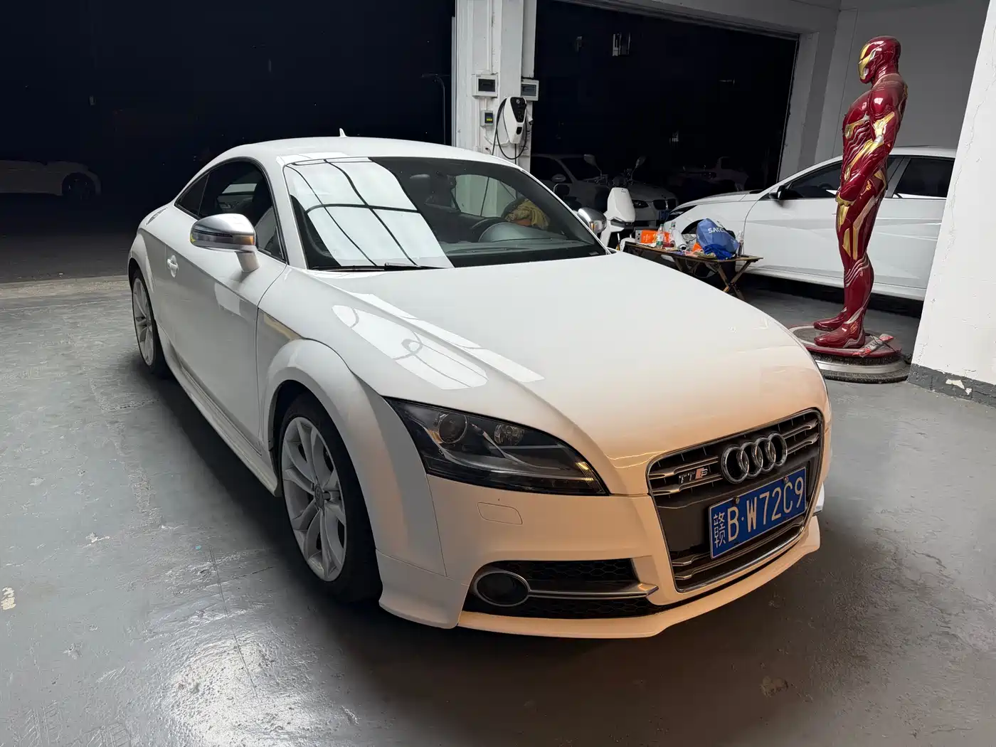 Audi TTS 2011 Model TTS Coupe 2.0TFSI quattro фото 3
