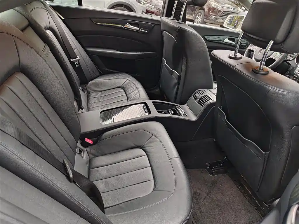 Mercedes-Benz CLS 2012 CLS 300 CGI фото 10