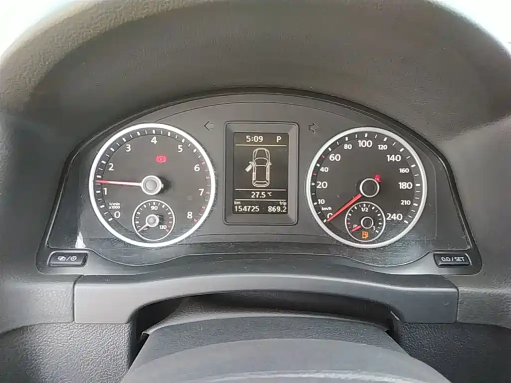 Volkswagen Tiguan 2015 1.8TSI Automatic 2WD Trendline фото 12