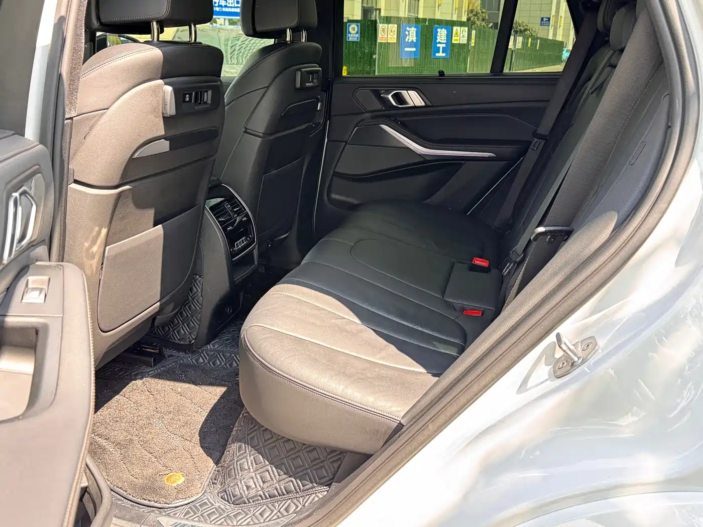 BMW X5 (Import) 2019 xDrive40i Exclusive M Sport Package фото 19