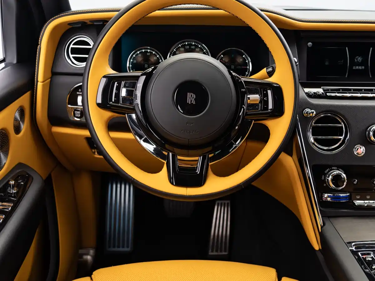 ROLLS-ROYCE CULLINAN