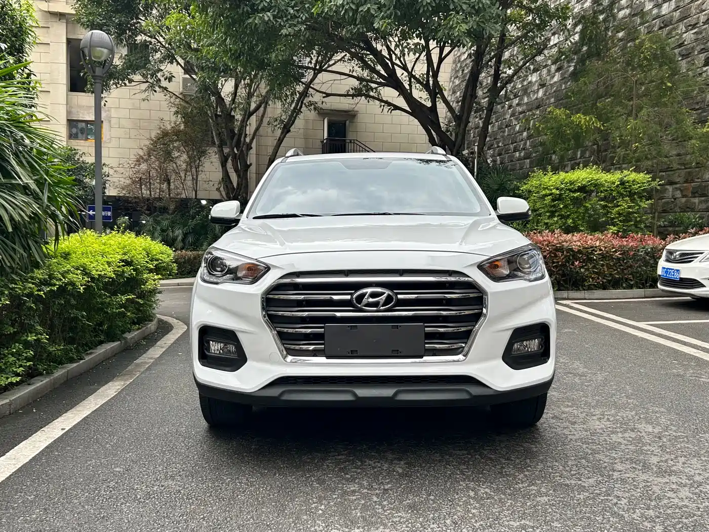 Hyundai Beijing Hyundai ix35 2019 2.0L Automatic 2WD Zhiyong·Smooth Enjoy China VI фото 2