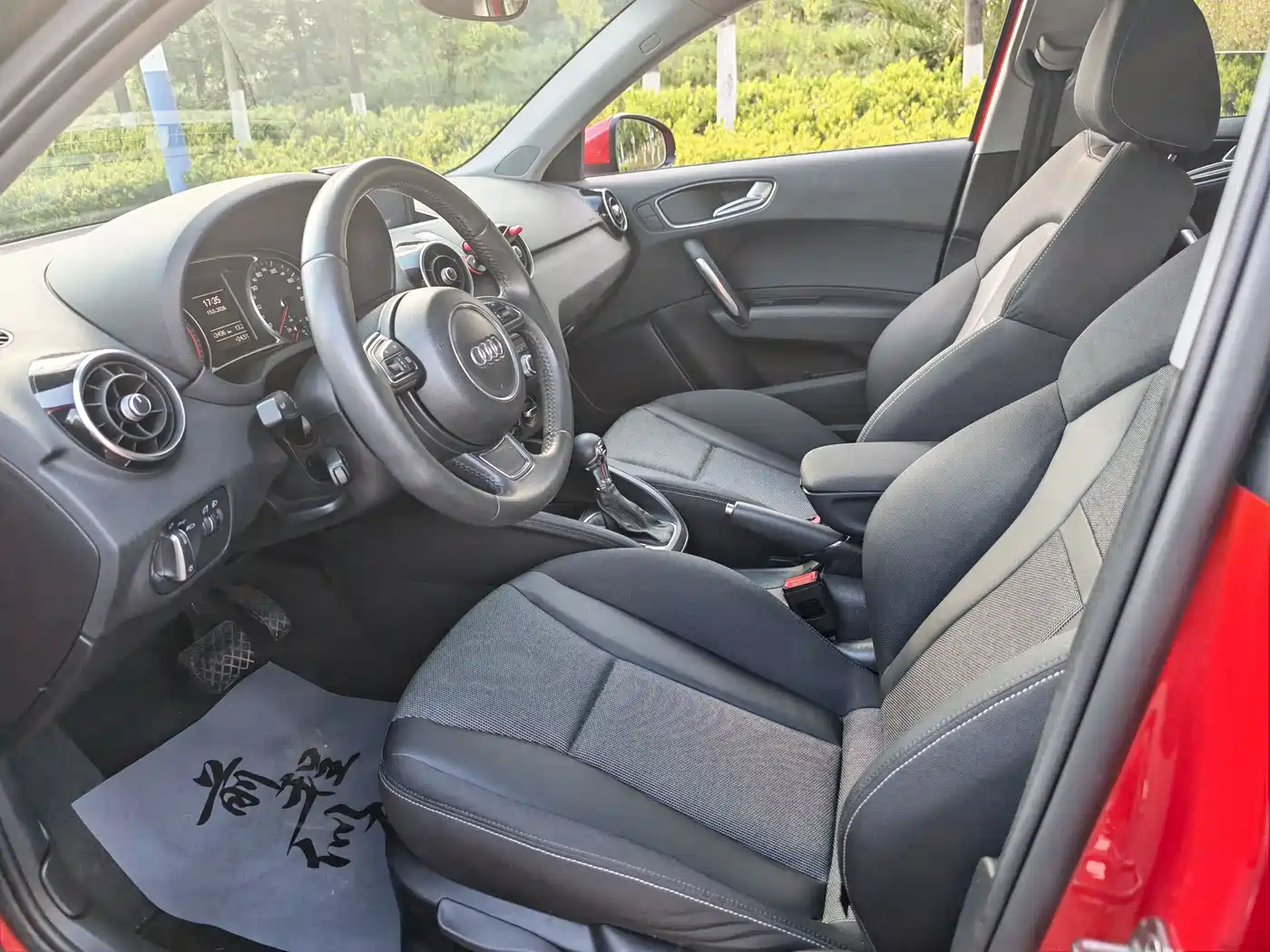 Audi A1 2013 Model 30 TFSI Sportback Ego фото 5