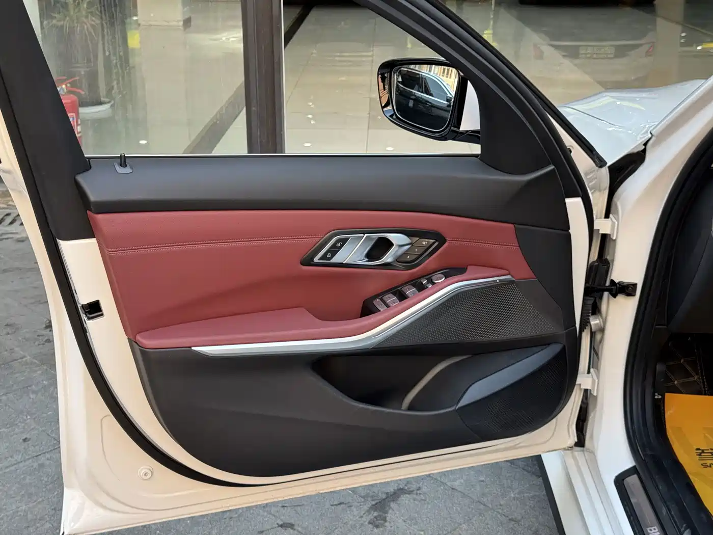 BMW i3 2026 2025 eDrive 35 L