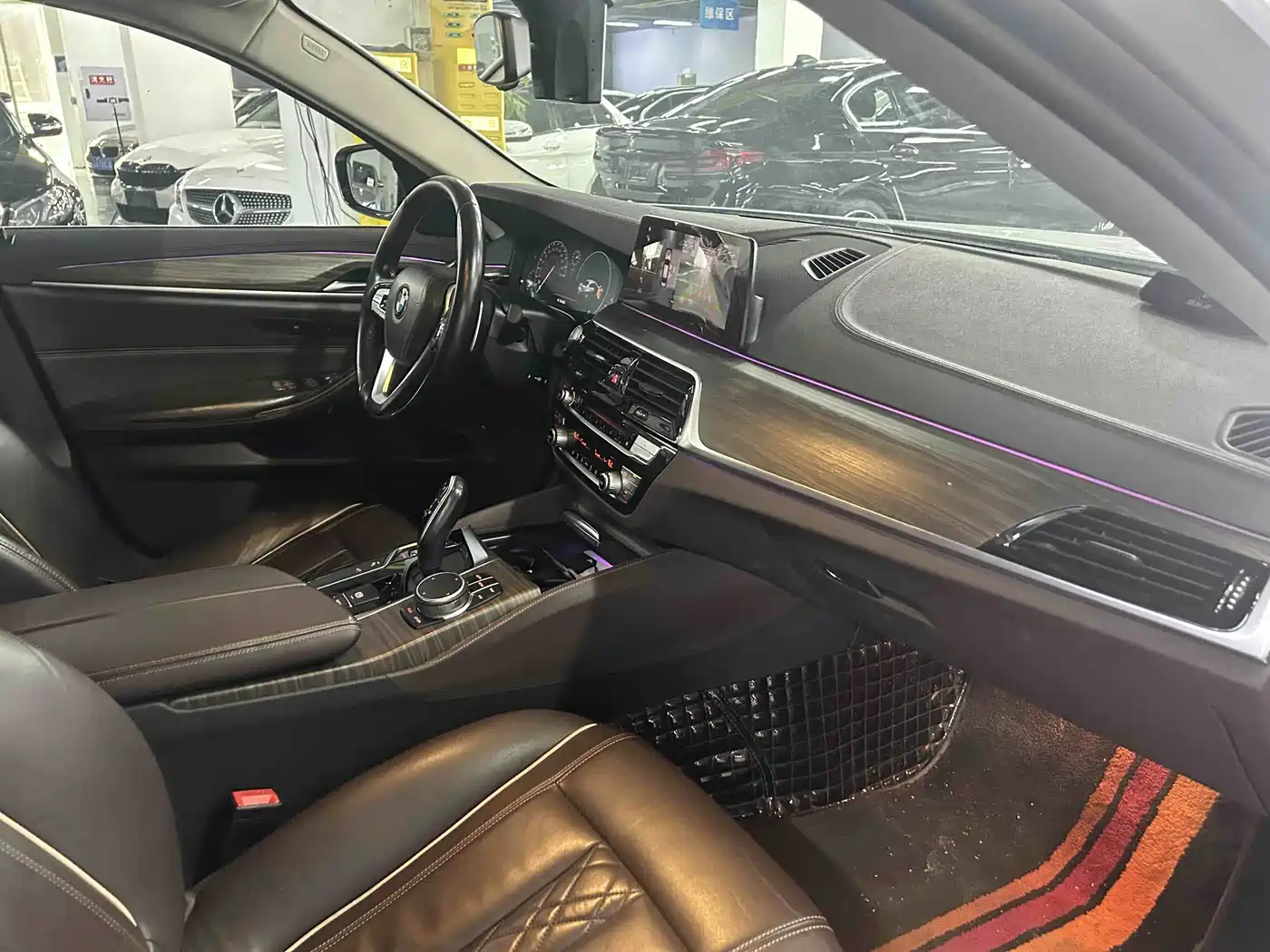 BMW 5 Series 2019 530Li xDrive Luxury Package фото 4