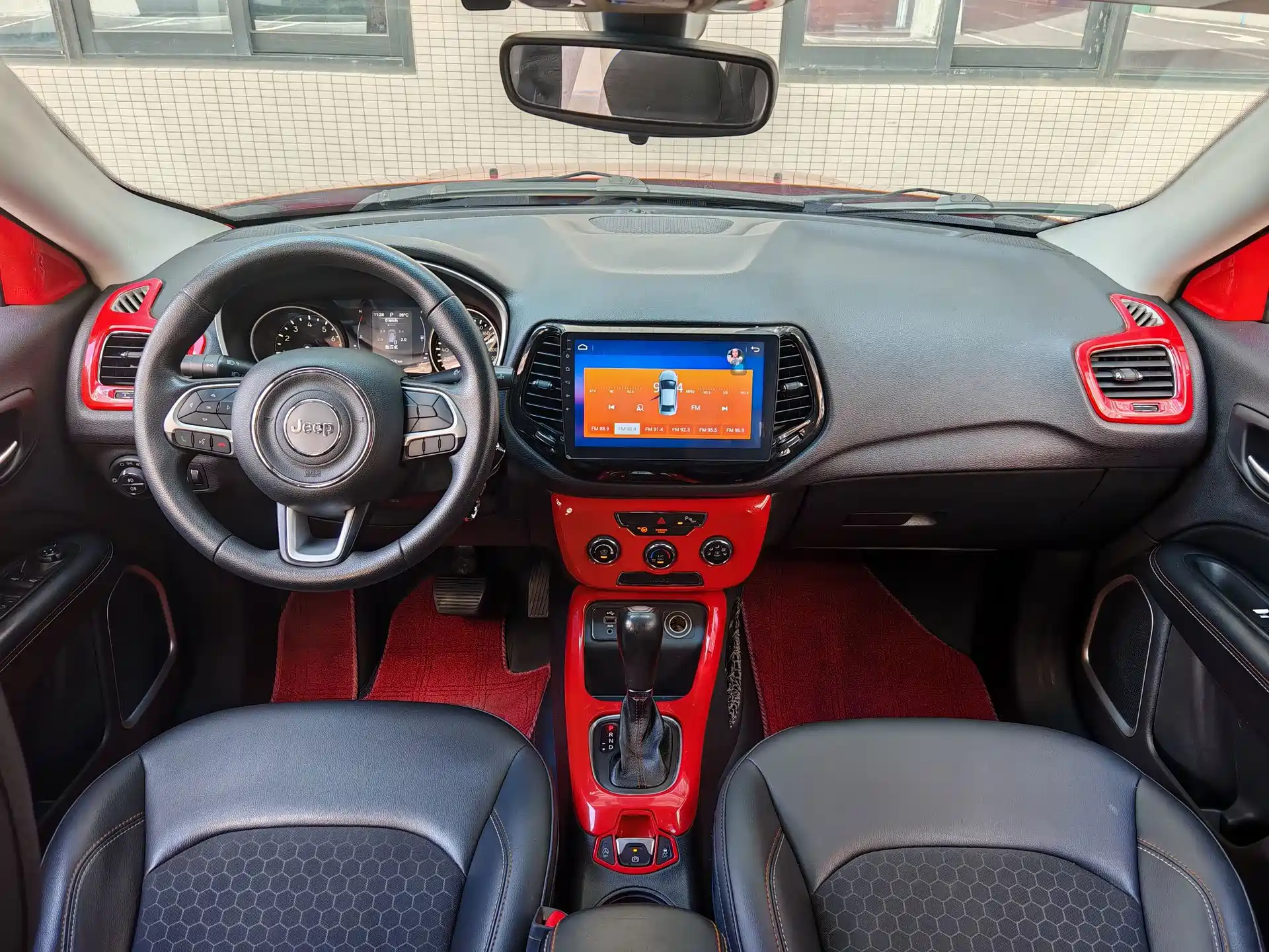 Фото 8 - Jeep Compass