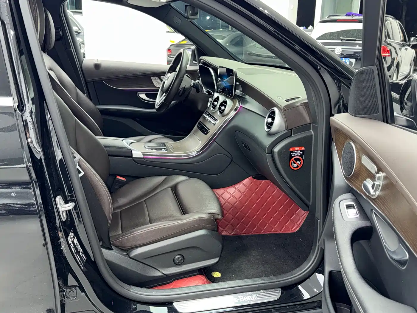 Mercedes-Benz GLC 2022 Facelift II GLC 260 L 4MATIC Luxury фото 8