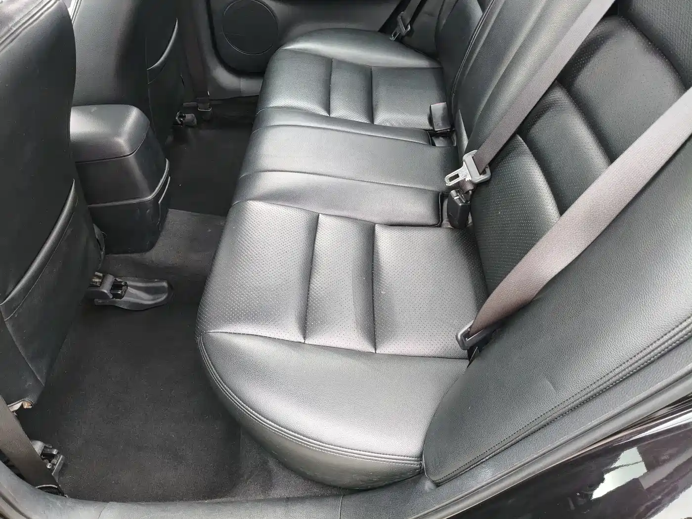 Photo 11 - Mazda 6