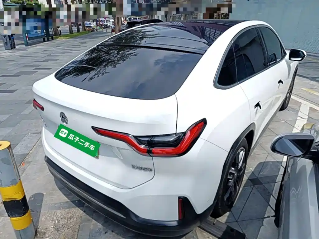 Фото 7 - NIO EC6