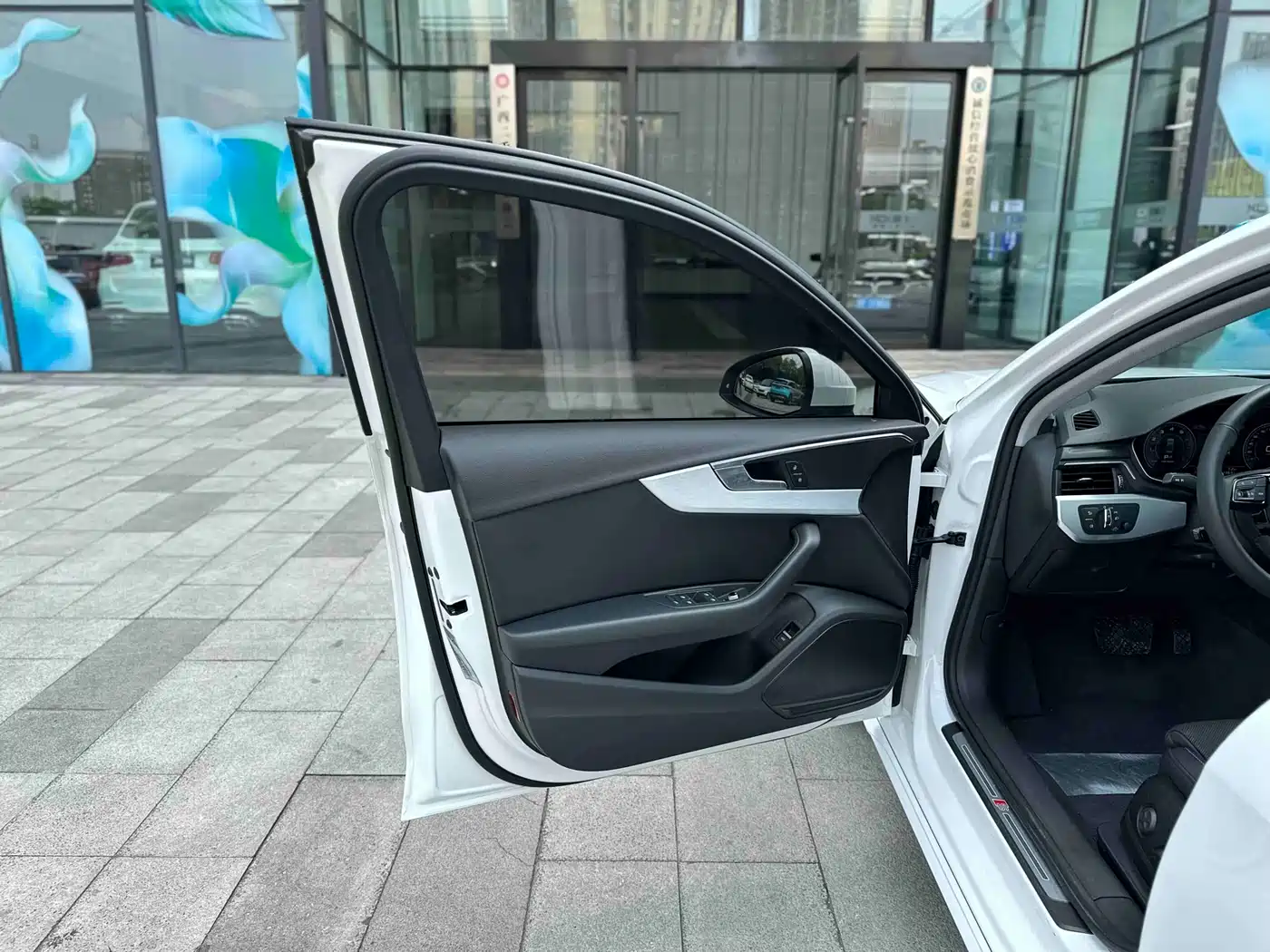 Audi A4L 2020 40 TFSI Luxury Dynamic фото 11