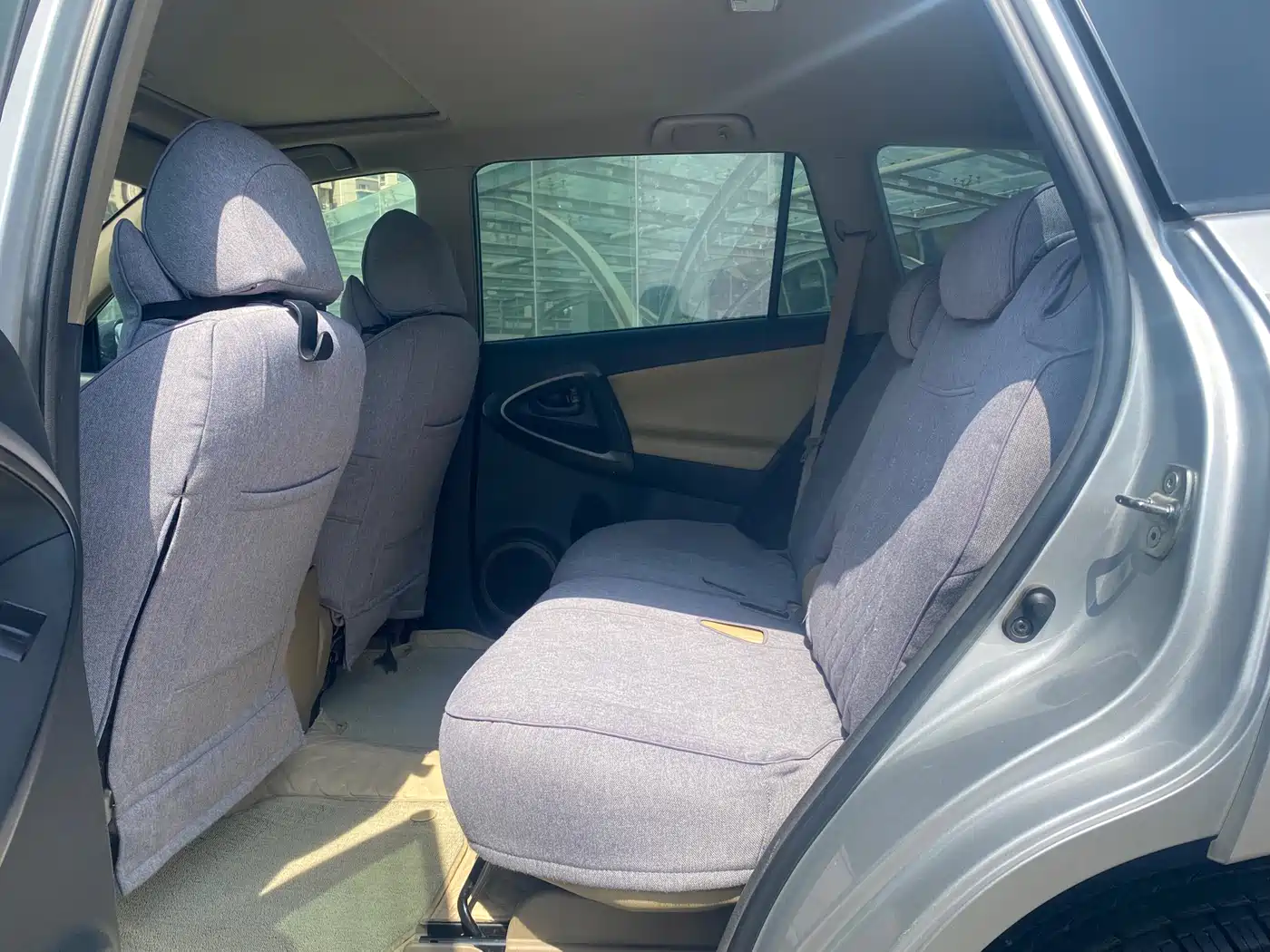 Toyota RAV4 Rongfang 2013 Special Edition 2.0L Auto Classic фото 8