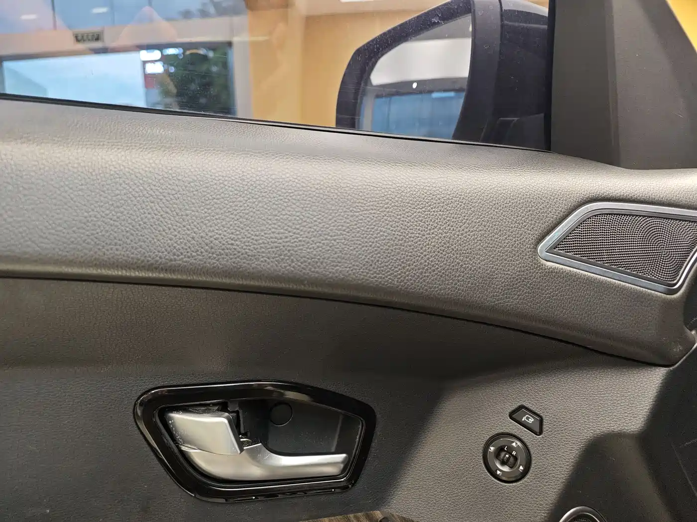 Landwind X7 2017 2015 2.0T Panoramic Flagship Edition