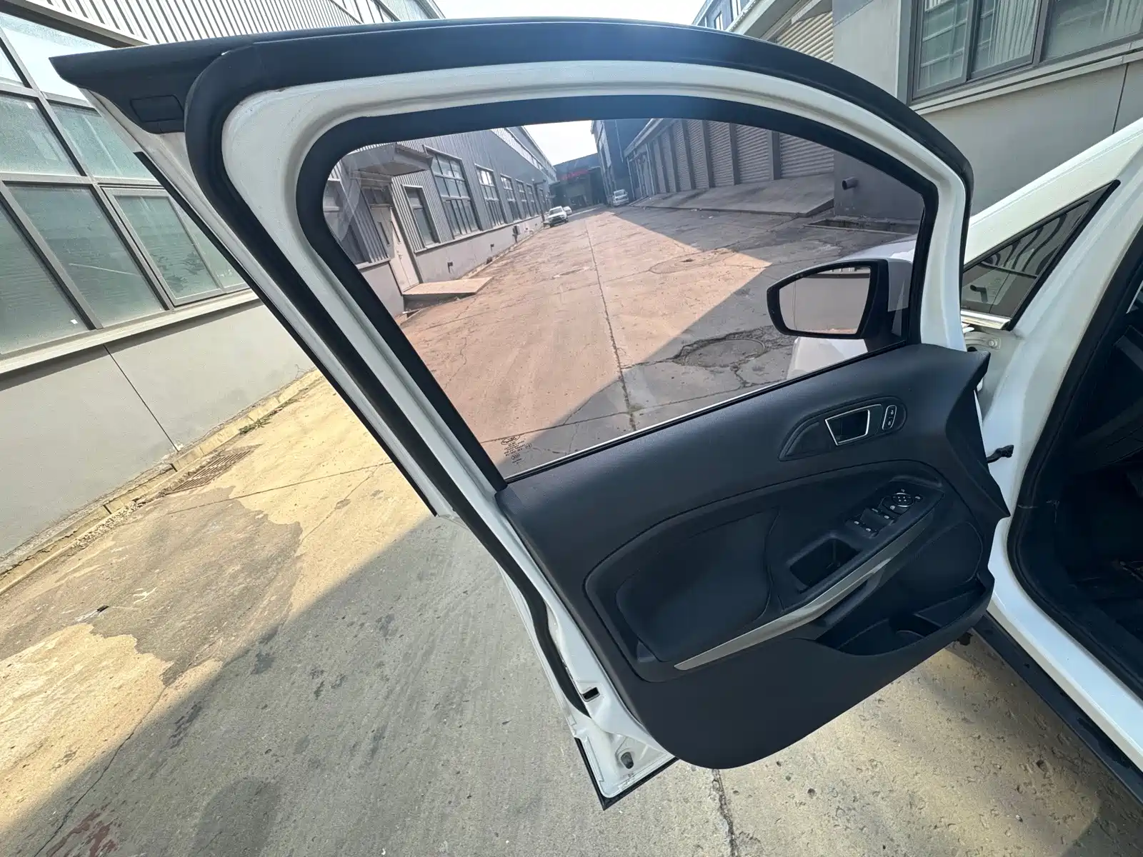Photo 19 - Ford EcoSport
