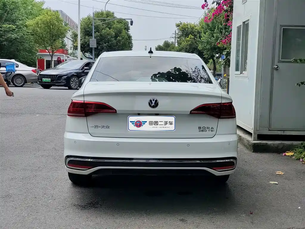 Volkswagen Bora 2023 Model 280TSI DSG Comfort Edition фото 5