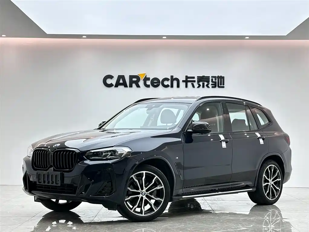 BMW X3 2022 xDrive30i Leading M Night Package