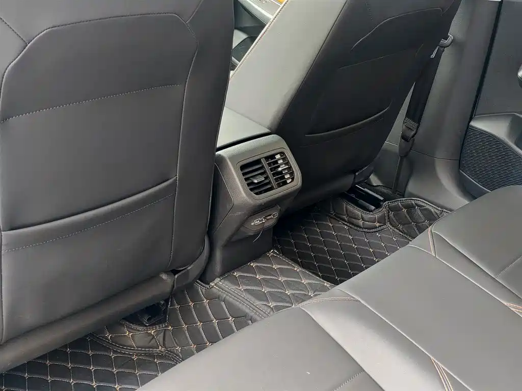 Volkswagen Bora 2023 Model 280TSI DSG Comfort Edition фото 9