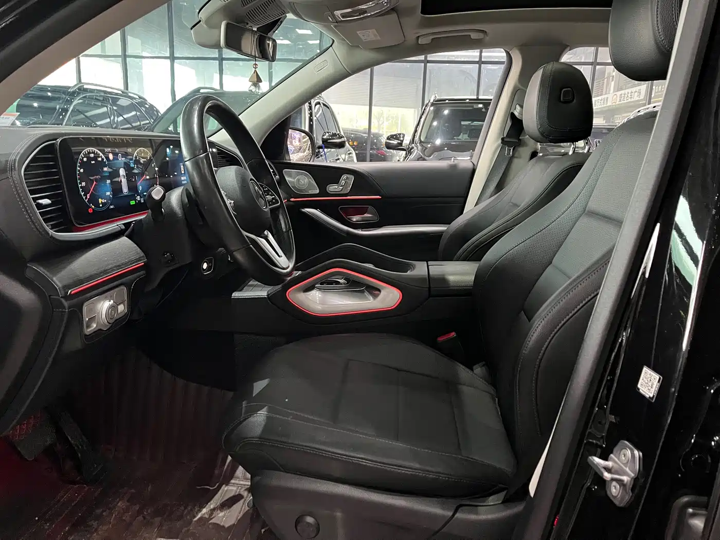 Photo 8 - Mercedes-Benz GLE