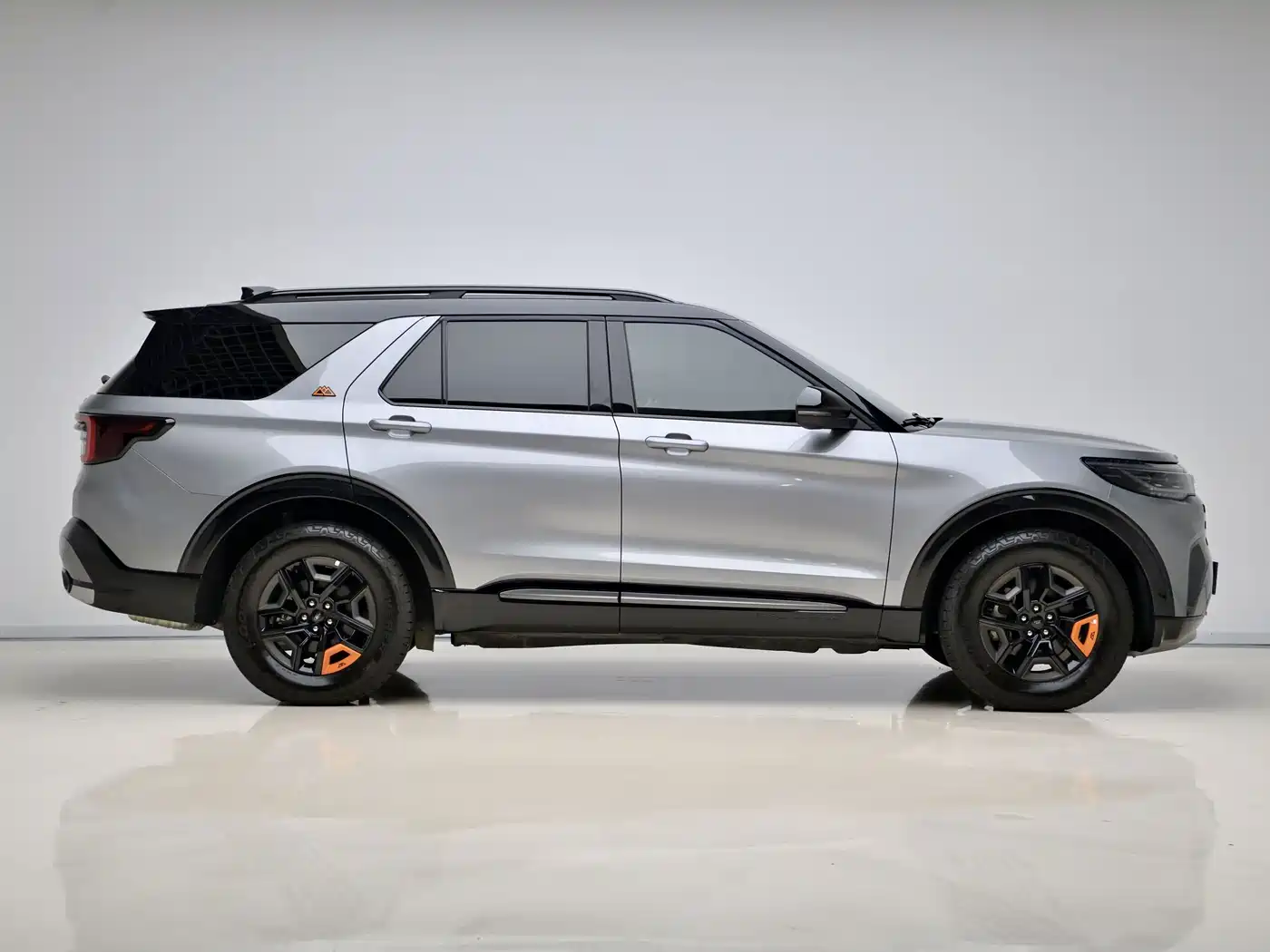 Ford Explorer 2025 2024 2.3T EcoBoost Kunlun Summit Edition 7-Seater