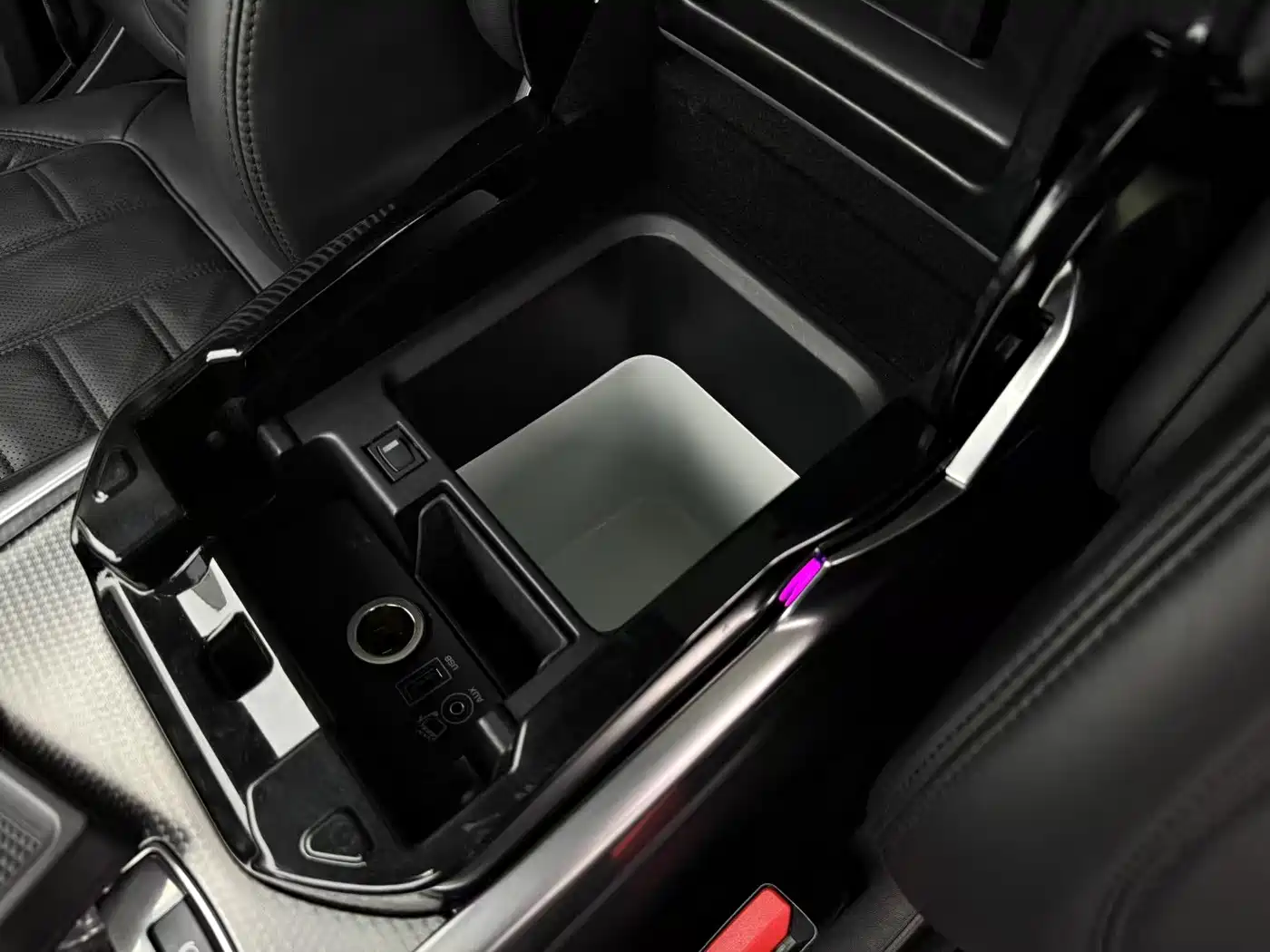 Land Rover Range Rover Sport 2014 5.0 SC V8 Dynamic Genesis Edition фото 3