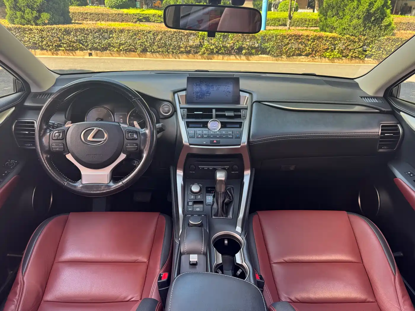 Lexus NX 2015 200t AWD F Sport фото 3