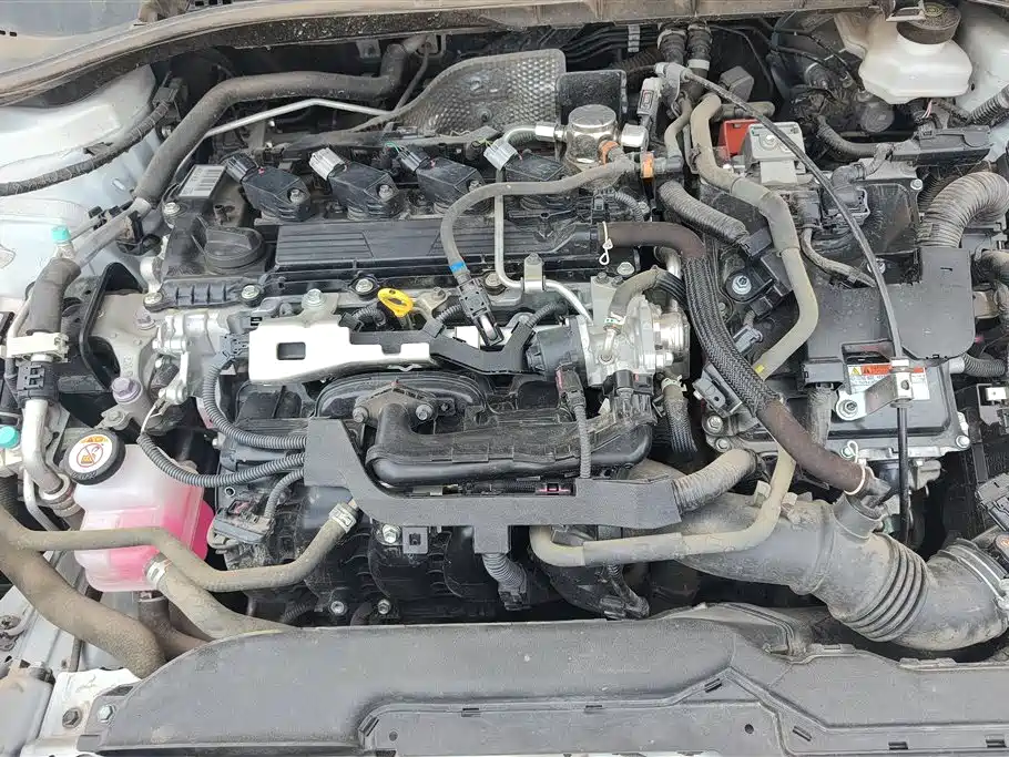 Toyota Frontlander 2023 2.0L Smart Hybrid Dual Engine Luxury Edition фото 10