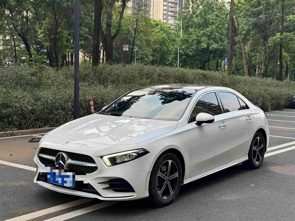 Фото 1 - Mercedes-Benz A-Class