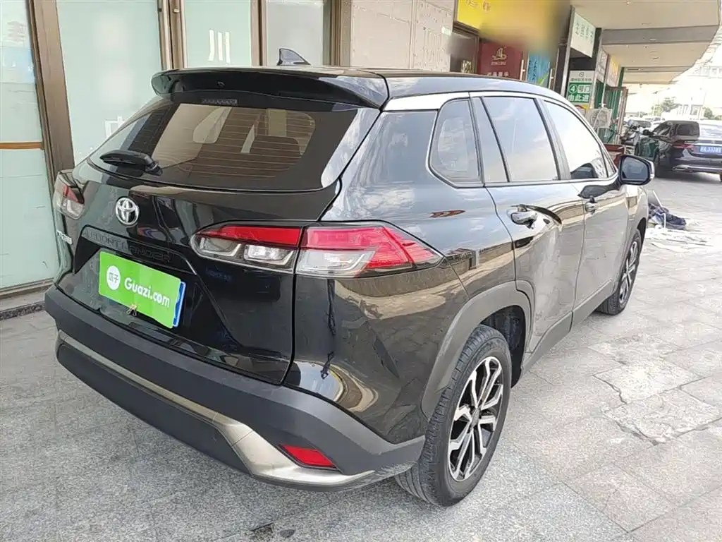 Toyota Frontlander 2022 2.0L CVT Luxury Edition фото 7