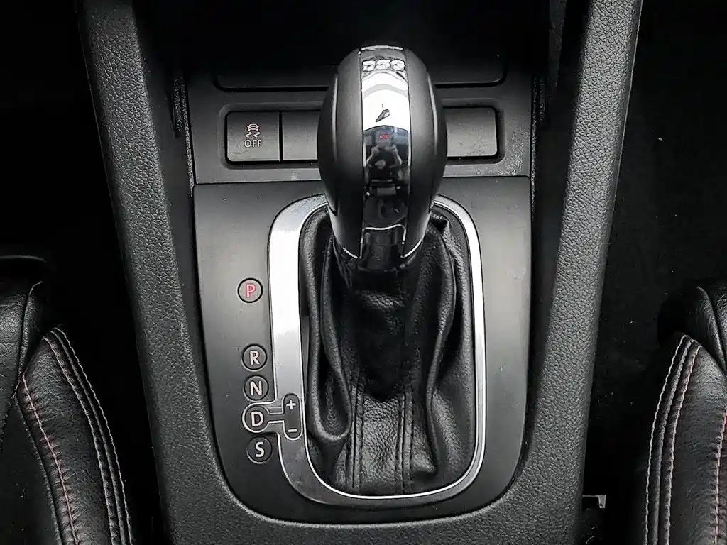 Volkswagen Scirocco 2014 1.4TSI Racing Edition фото 13