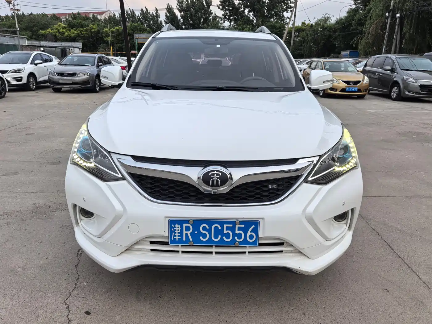 BYD Song 2016 Unrivaled Edition 1.5TI Manual Elite Edition фото 2
