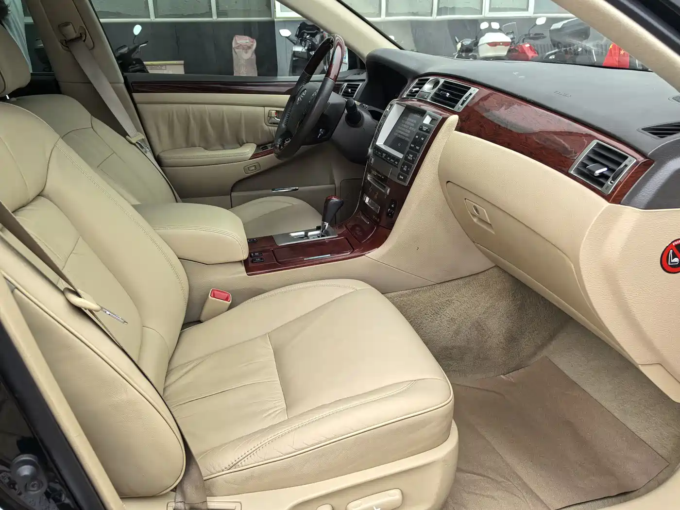 Hongqi Hongqi盛世 2007 HQ300 Government Edition фото 5