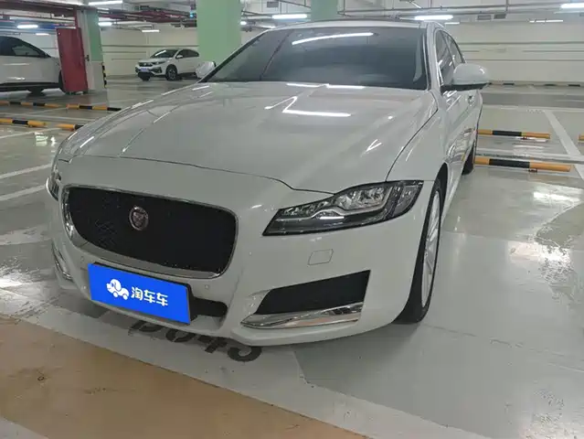 JAGUAR XFL