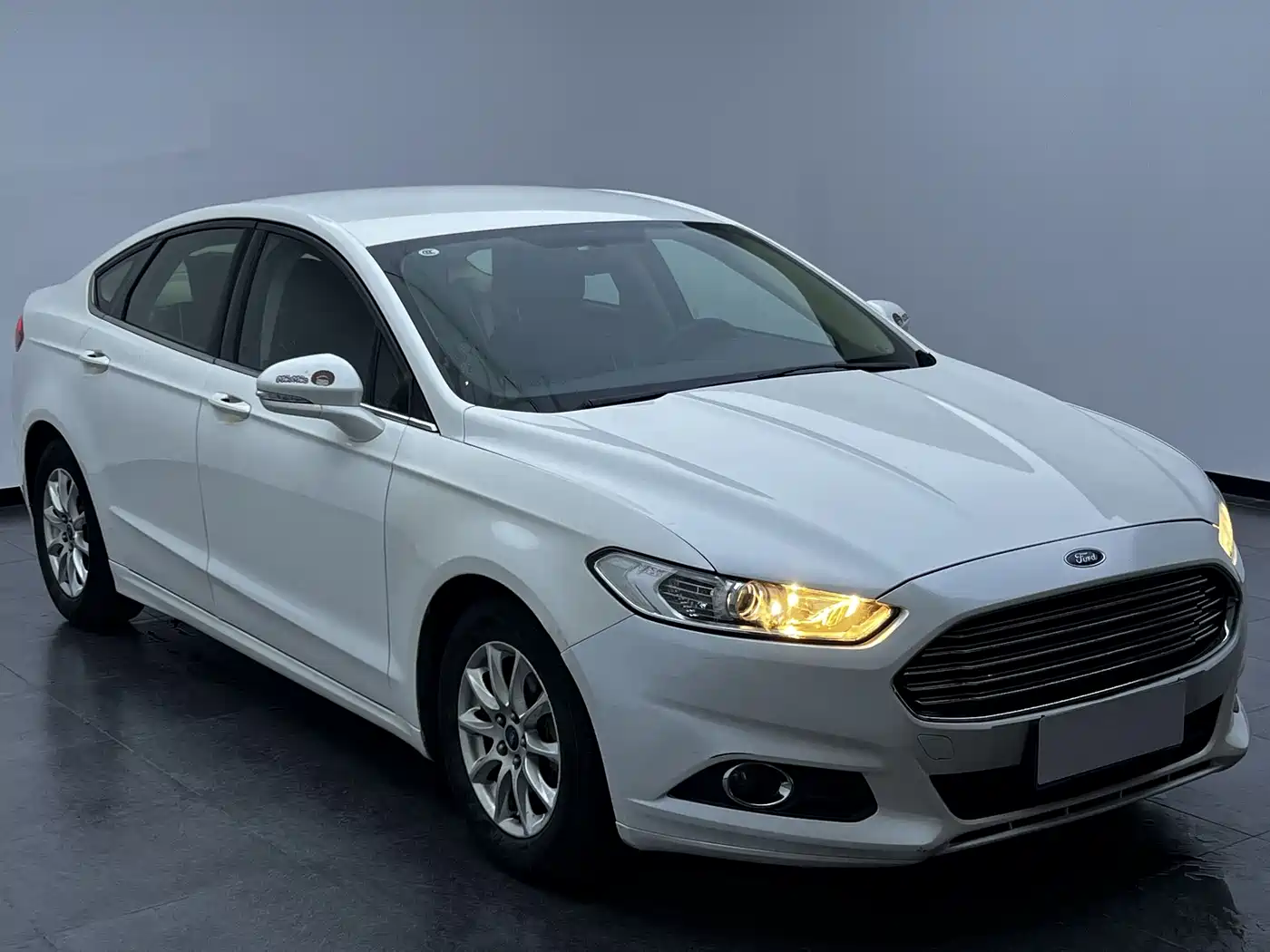 Photo 3 - Ford Mondeo
